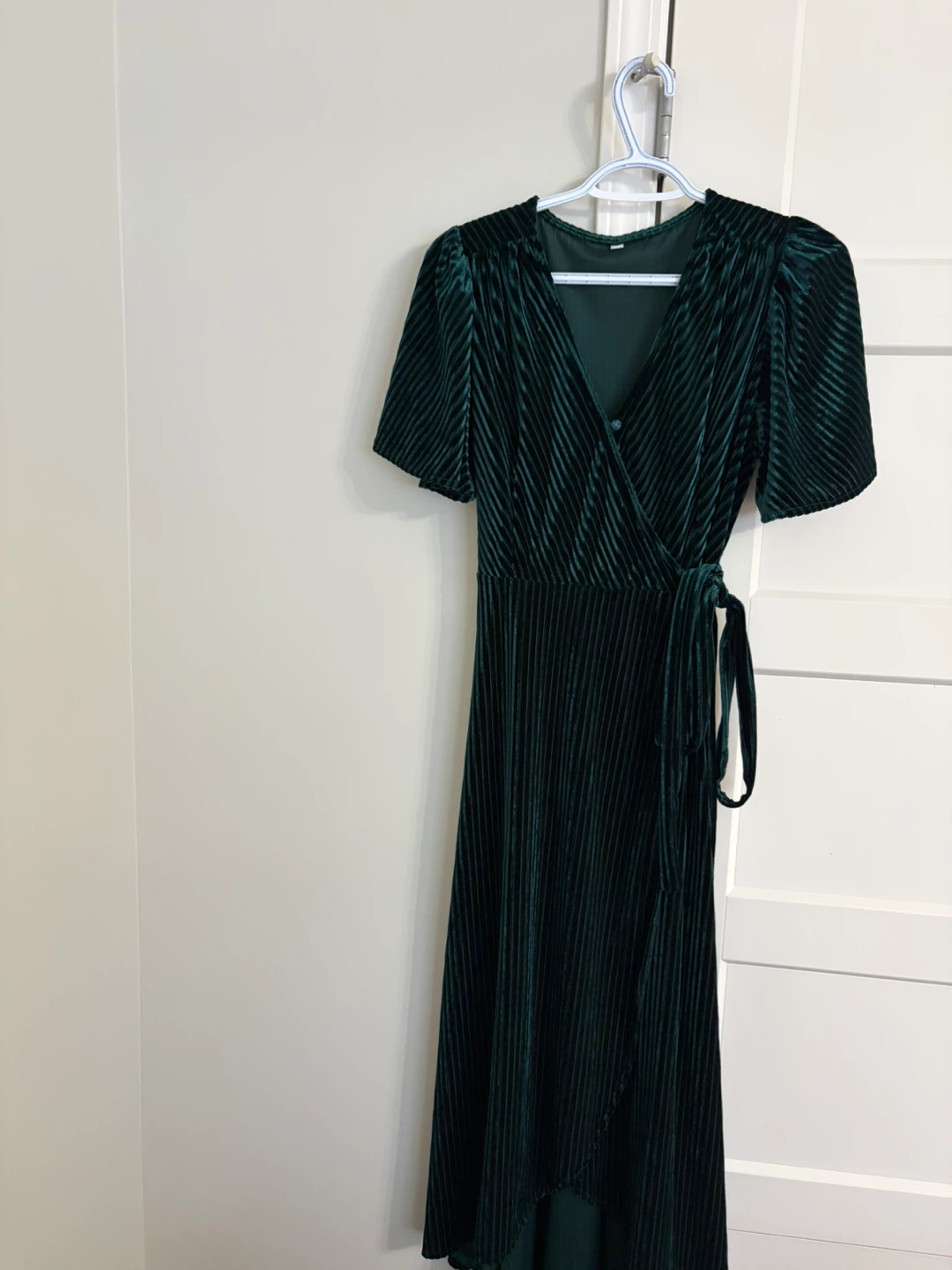 Selection of Floral and Patterned Dresses - photo 4