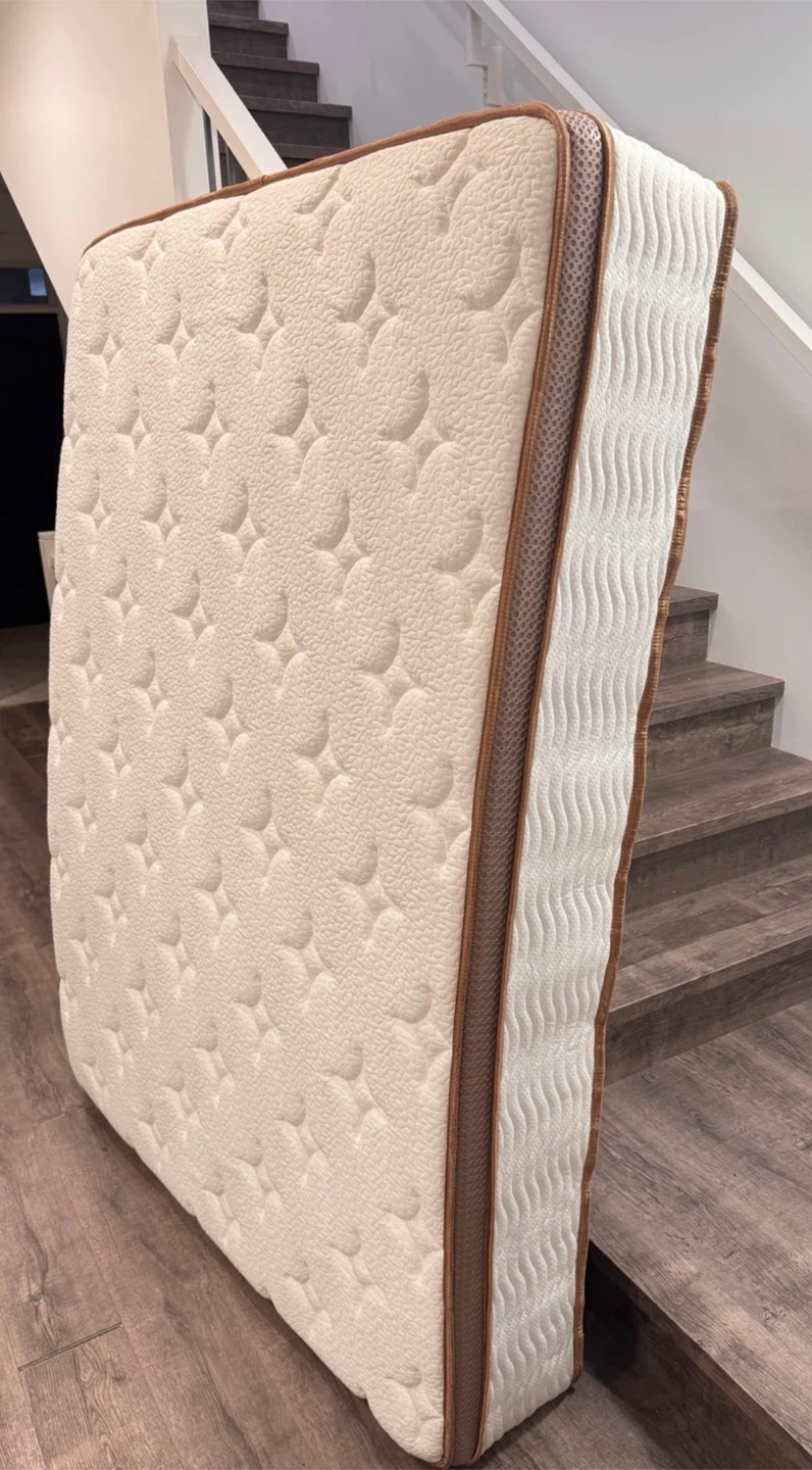 Bedstory full size mattress new - luxury comfort - photo 3