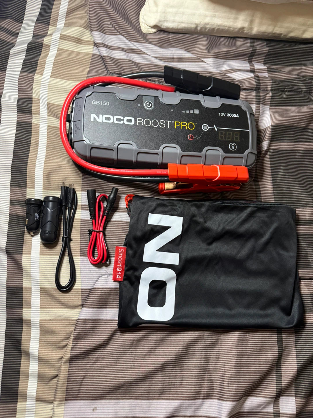 Brand new ! NOCO Boost Pro GB150 3000A Jump Starter