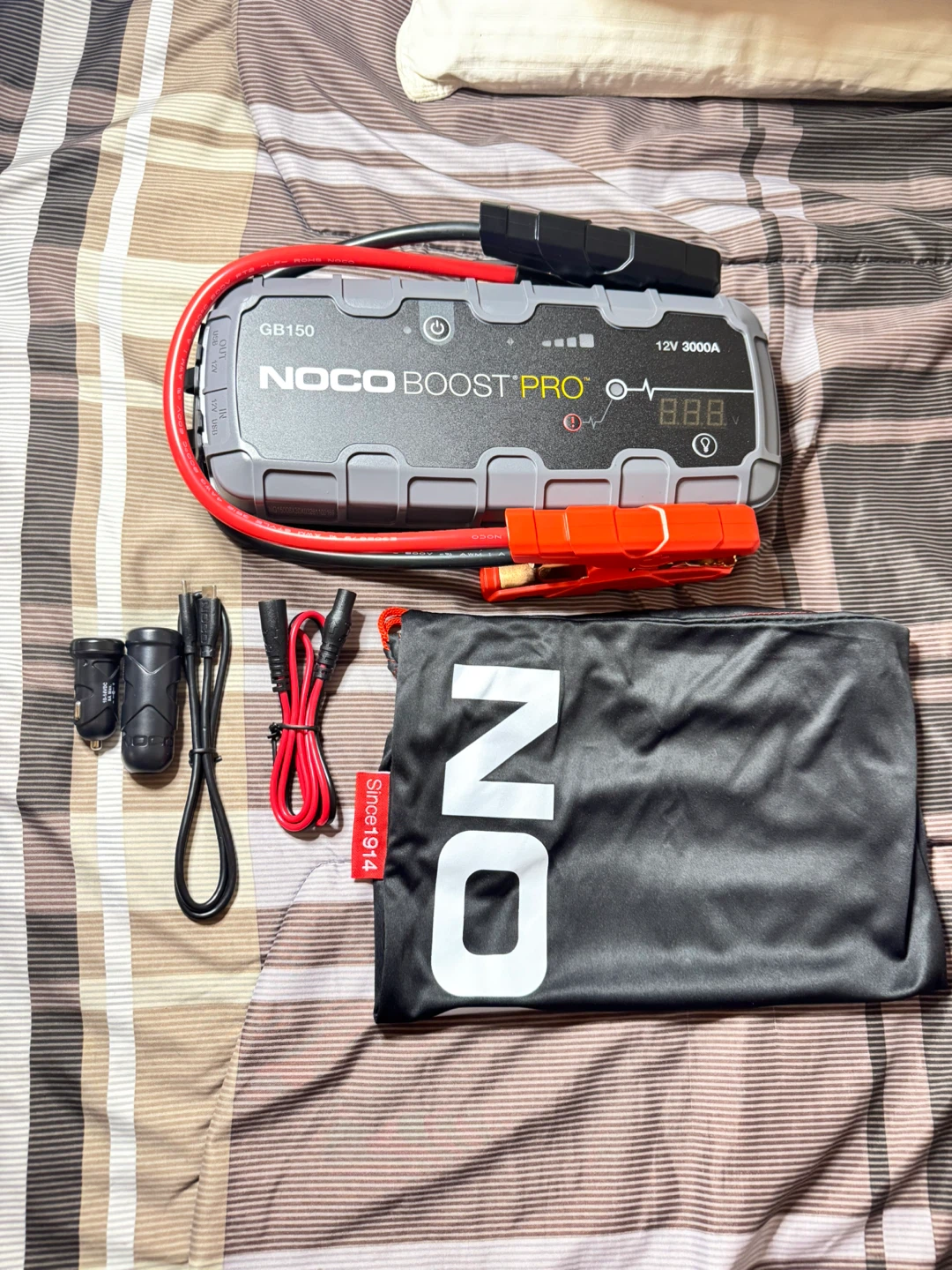 Brand new ! NOCO Boost Pro GB150 3000A Jump Starter - photo 2