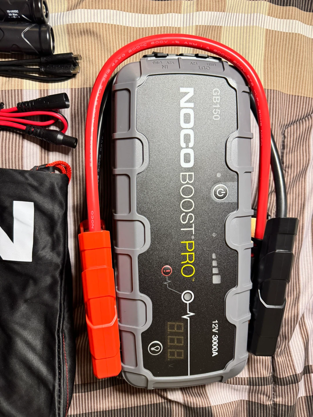 Brand new ! NOCO Boost Pro GB150 3000A Jump Starter - photo 3