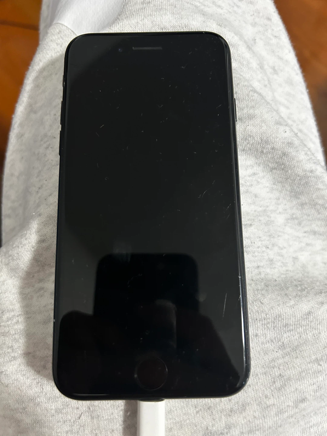 Apple iPhone SE third generation (midnight)