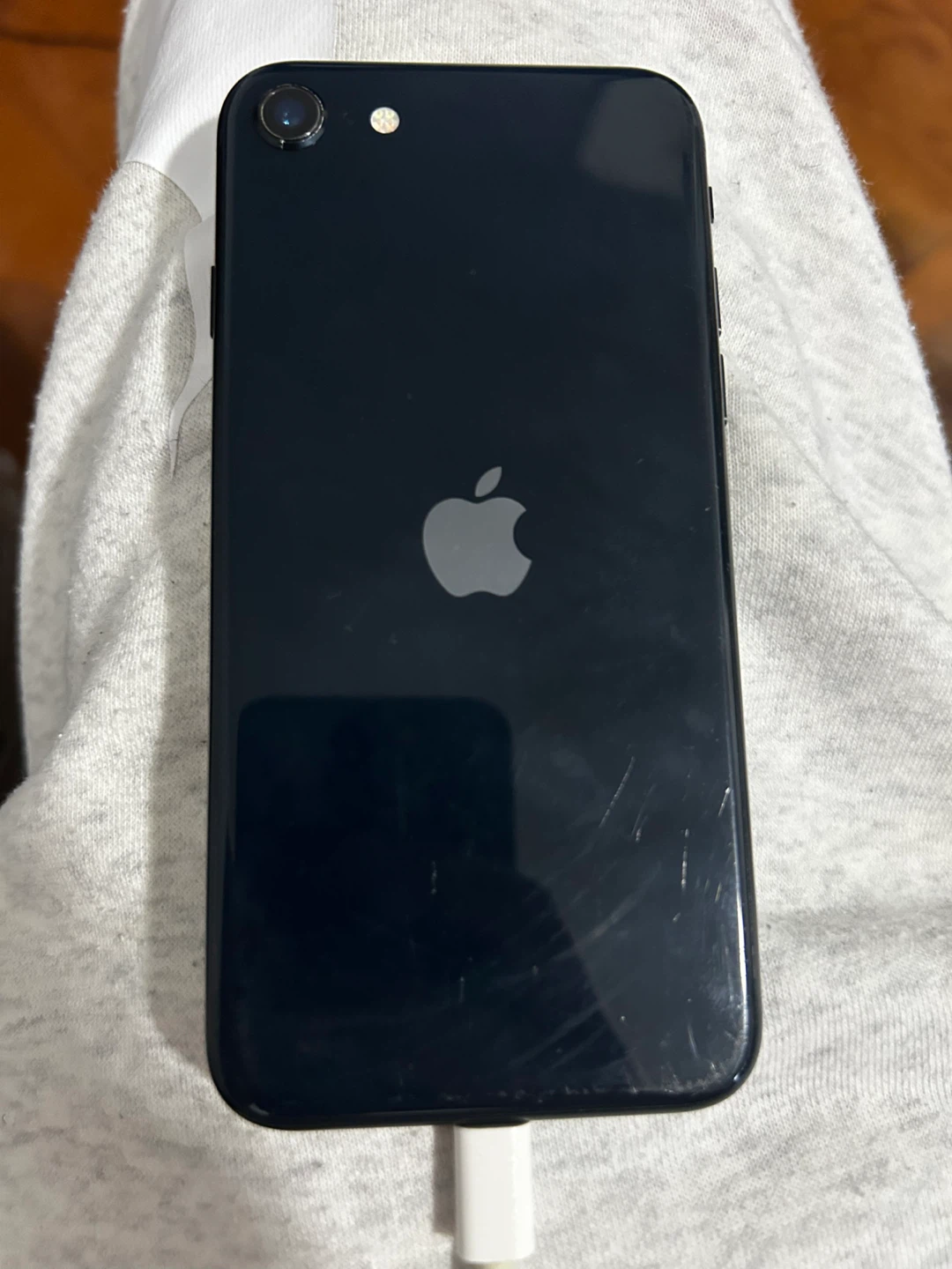 Apple iPhone SE third generation (midnight) - photo 2