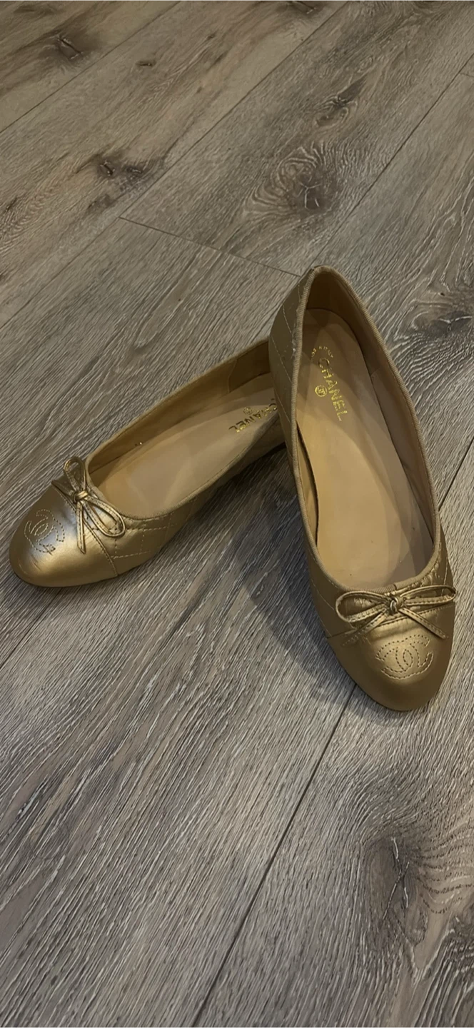 Chanel Quilted Ballet Flats Gold - photo 4