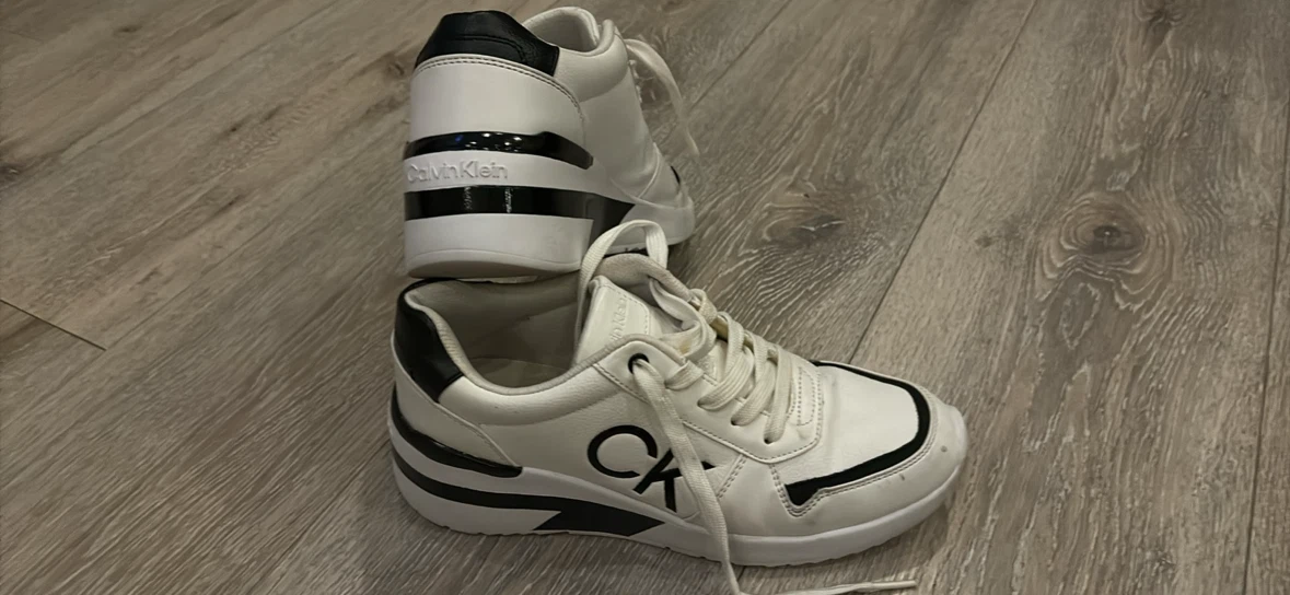 Calvin Klein White and Black Sneakers - photo 5