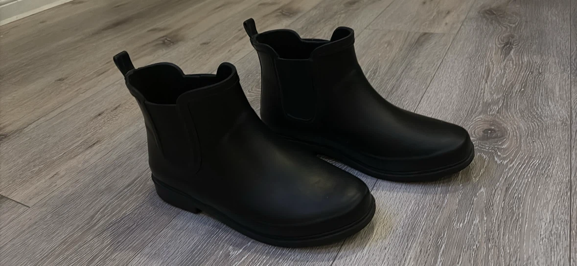 Black Waterproof Chelsea Rain Boots - photo 3