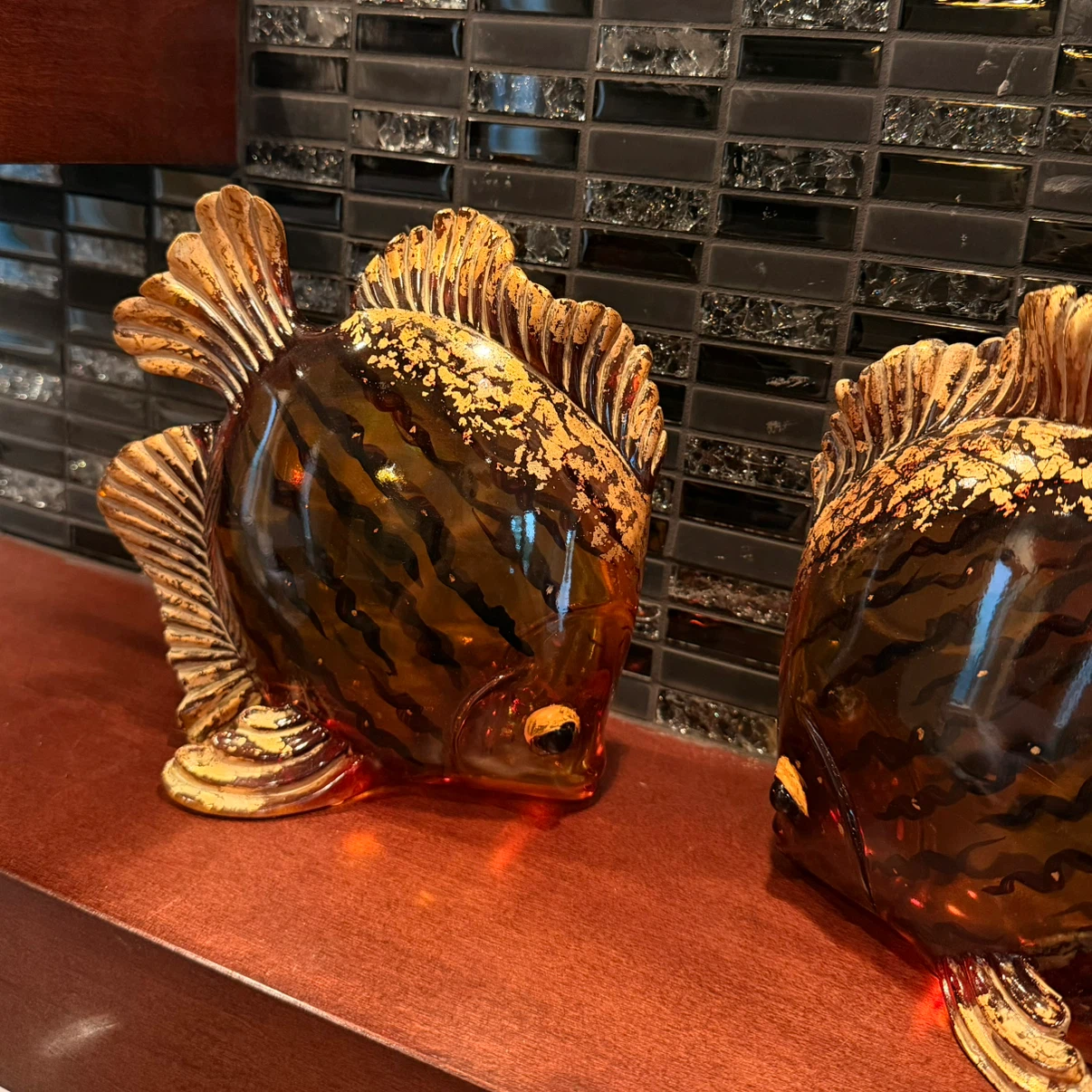 Elegant Fish Figurine Décor Set - photo 2