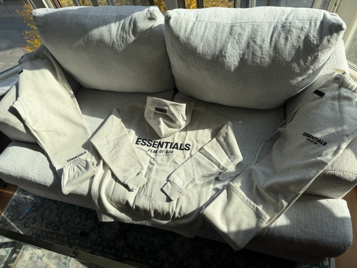 Essentials fear of god track suite