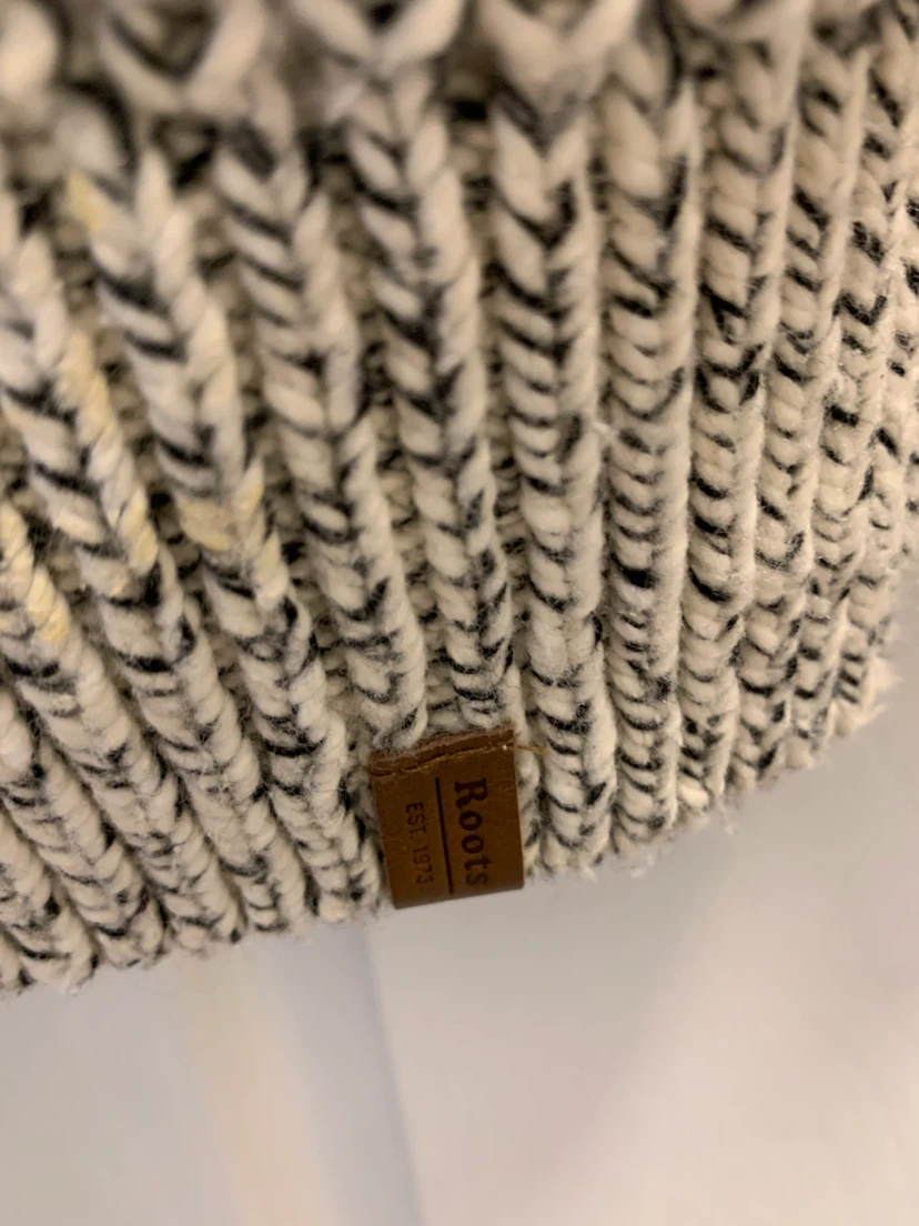 Roots Men's XL Chunky Knit Hoodie - photo 3