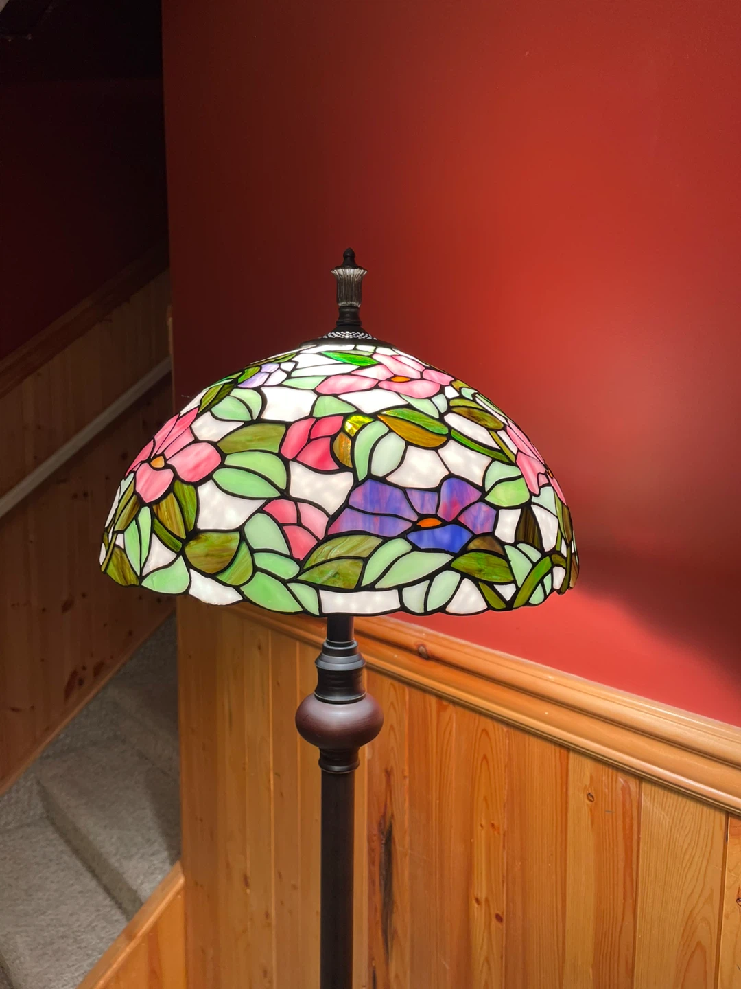 A gorgeous Tiffany Style stained glass floor lamp - photo 4
