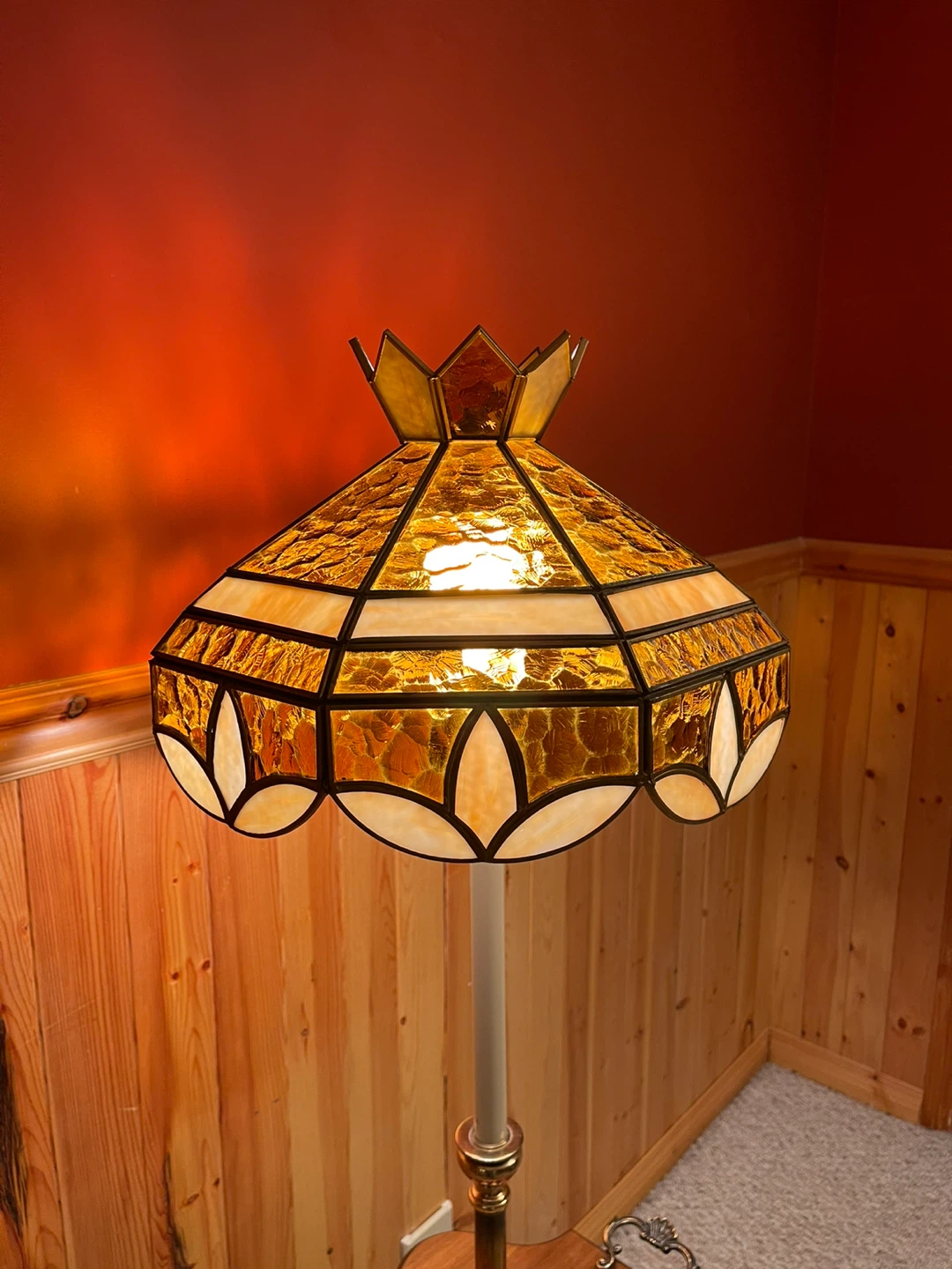 A gorgeous vintage Tiffany Style stained glass floor lamp - photo 4