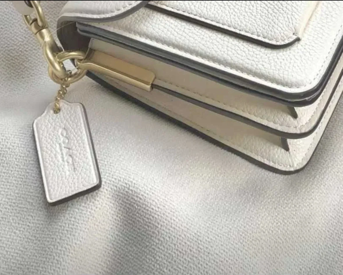 Coach White Leather Shoulder Bag - photo 5