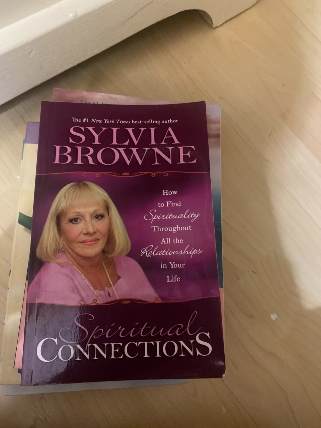 Spiritual Connections by Sylvia Browne