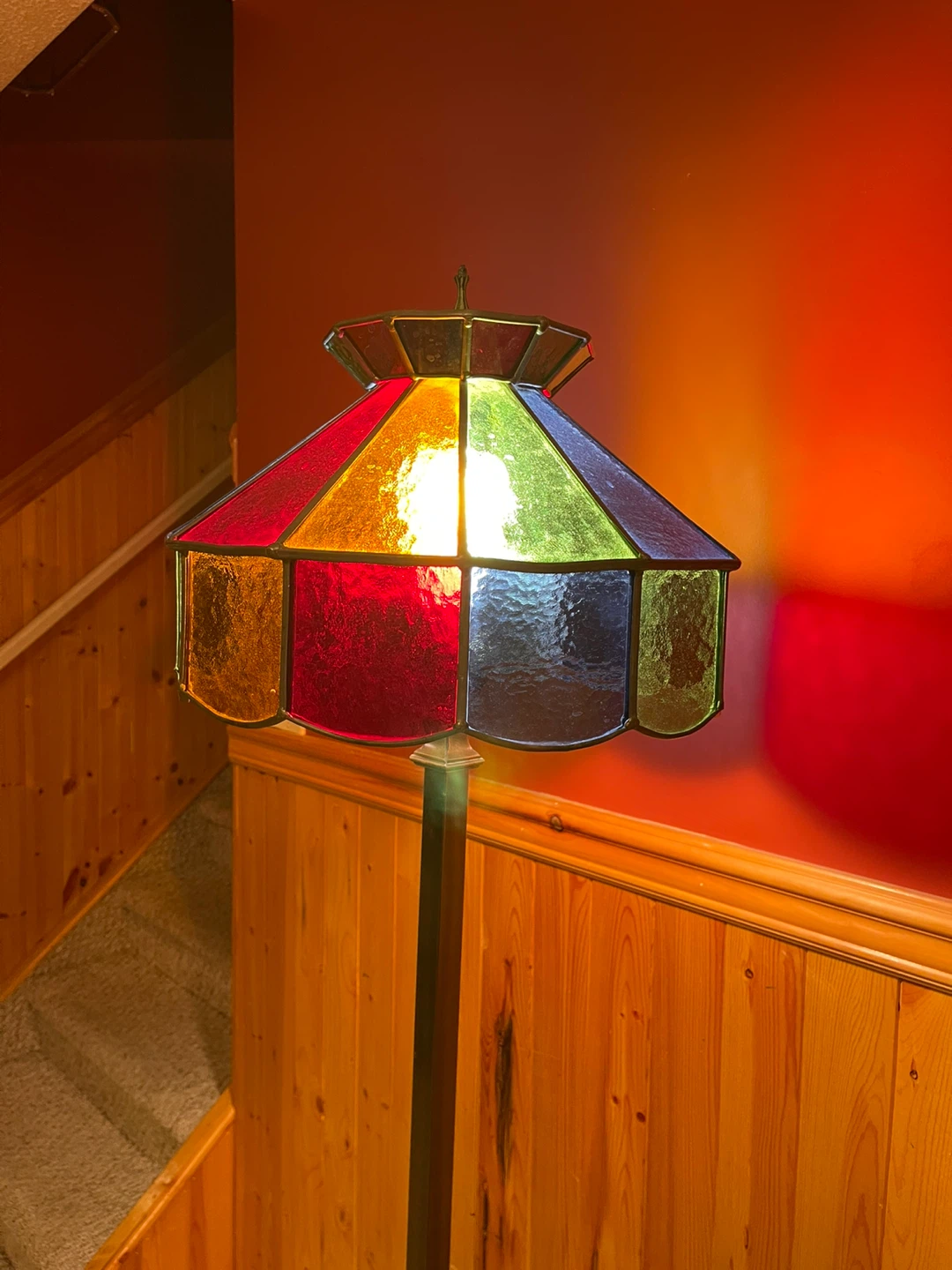 A beautiful vintage Tiffany Style stained glass floor lamp - photo 4