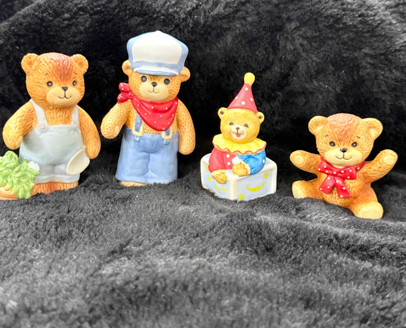 Vintage Ceramic Bear Figurines Lot of4Otagiri,OMC & Party Bears - photo 2