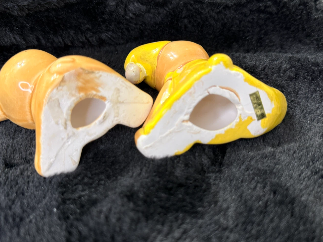 Vintage Ceramic Teddy Bear Wall / Shelf Figurines Pair - Taiwan - photo 3