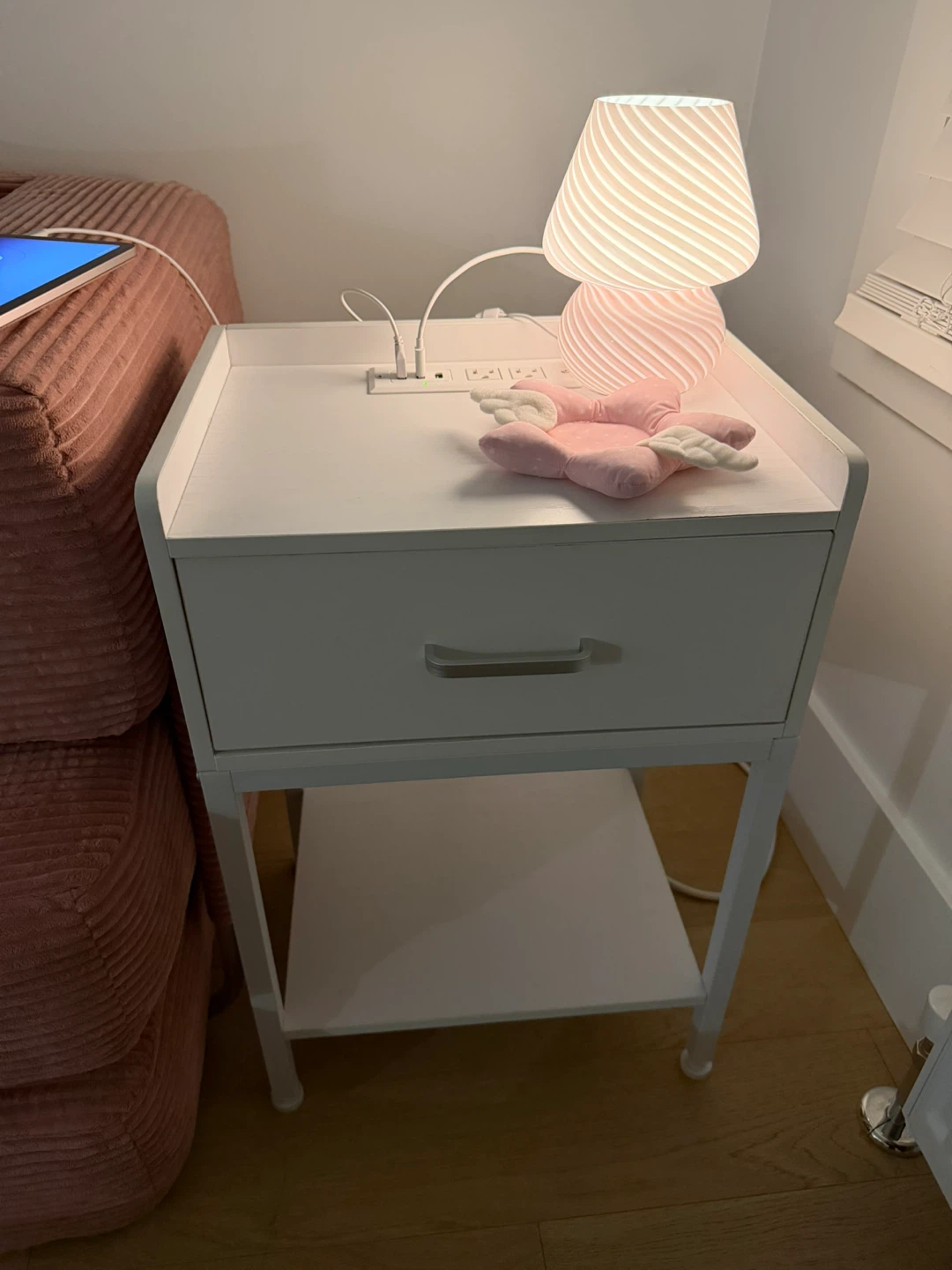 ♡ white side table with storage and charging station ♡