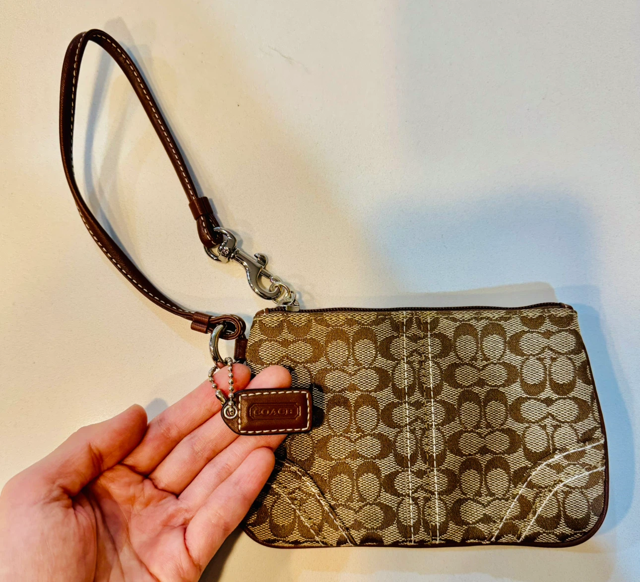 Coach Signature Canvas Wristlet_NWT - photo 5