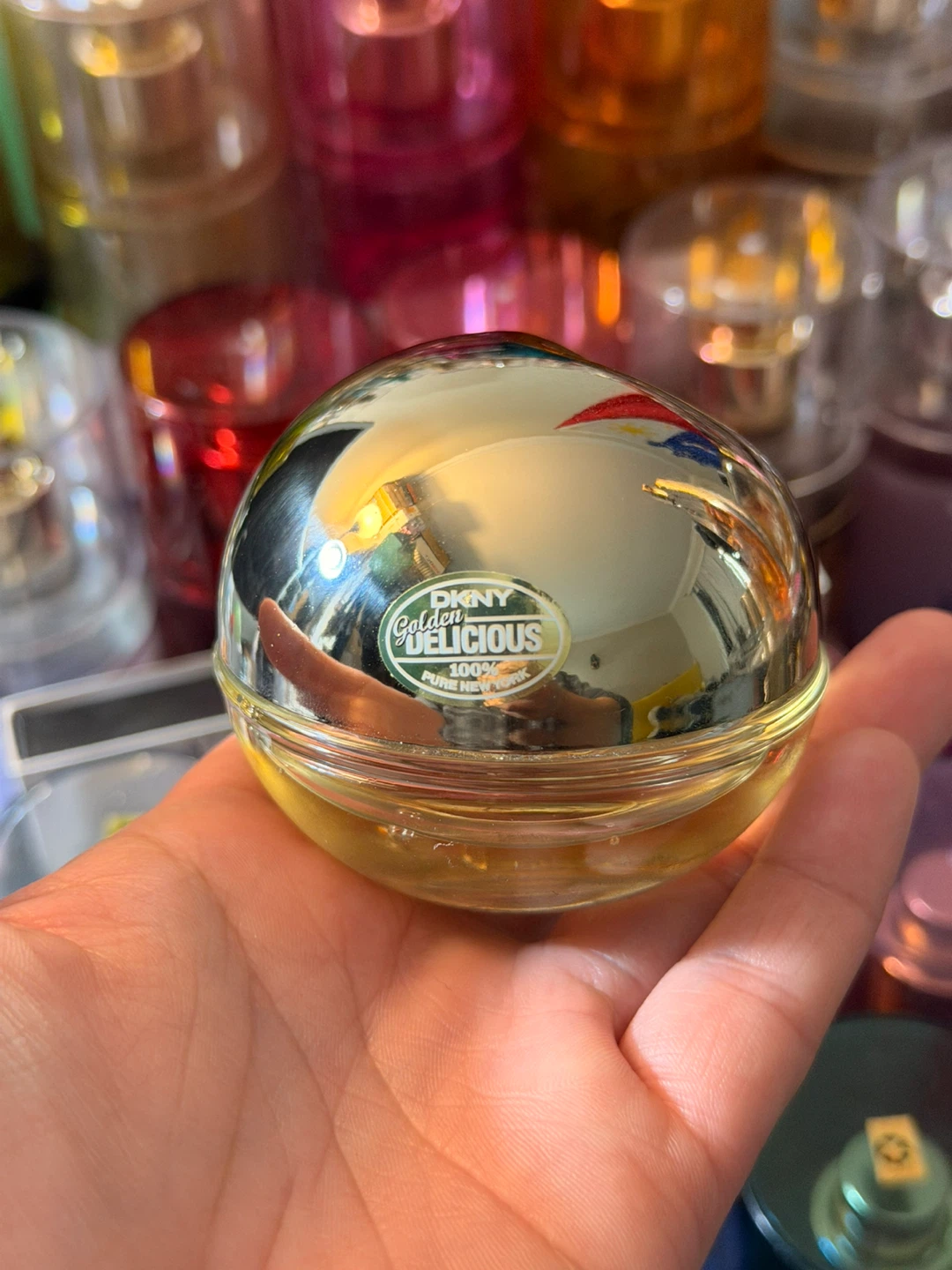 PERFUMES