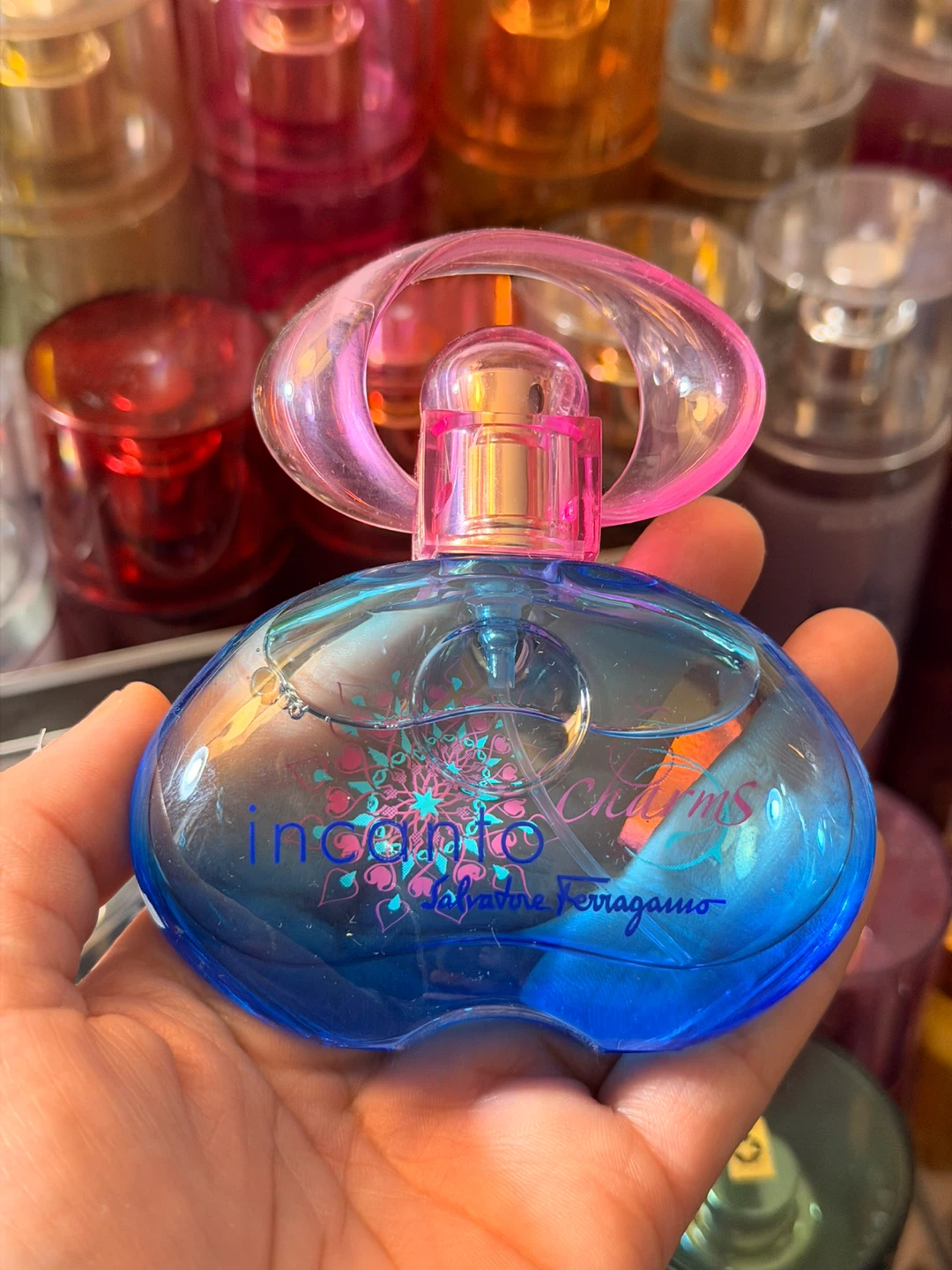PERFUMES - photo 4