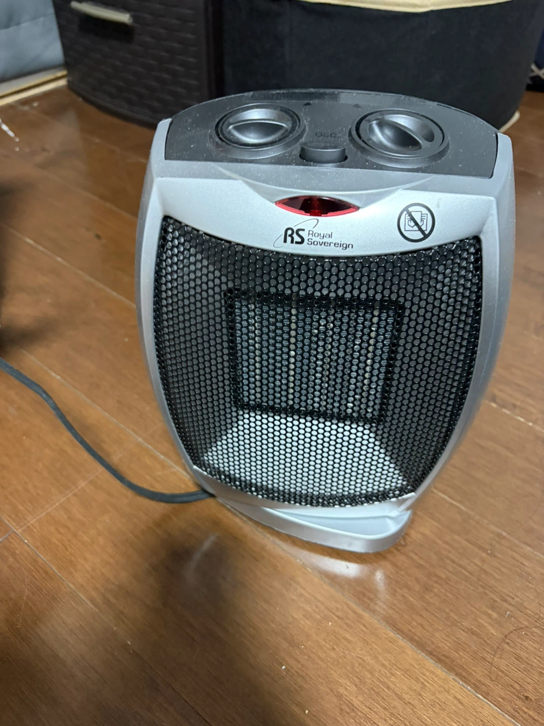 Royal Sovereign Oscillating Ceramic Heater HCE-160 - photo 2