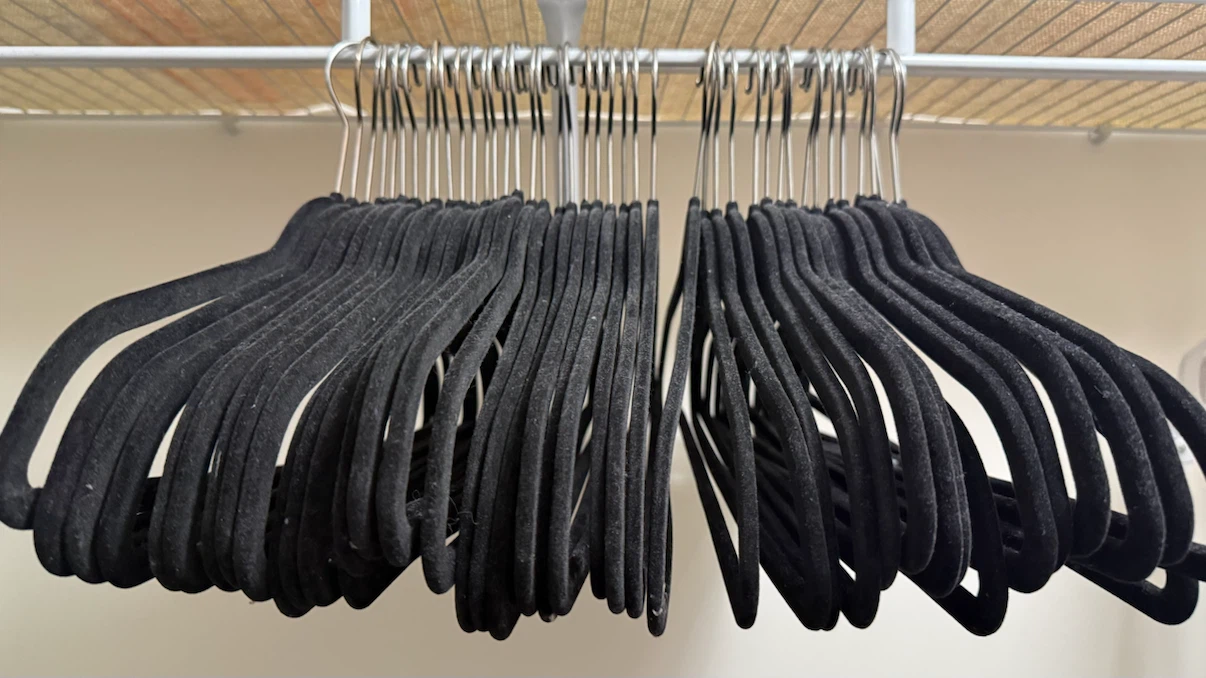 Set of 43 Black Velvet Hangers - photo 2