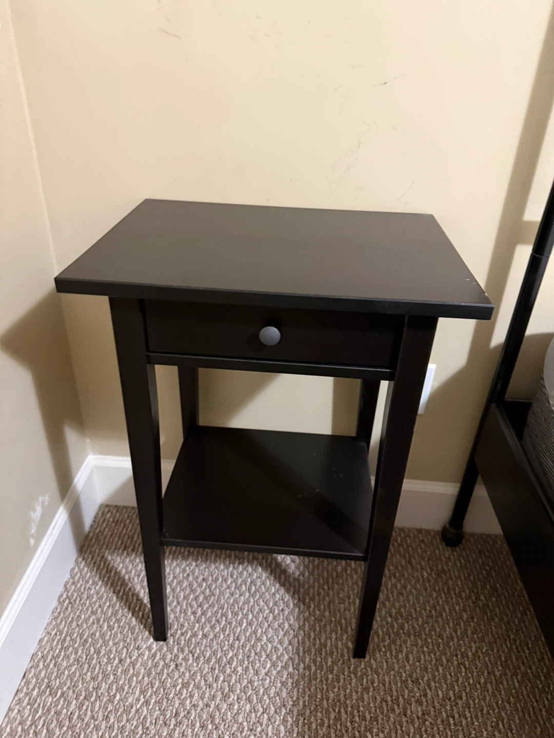 MOVING SALE – Queen Bedroom Furniture Set – $500 OBO - photo 4