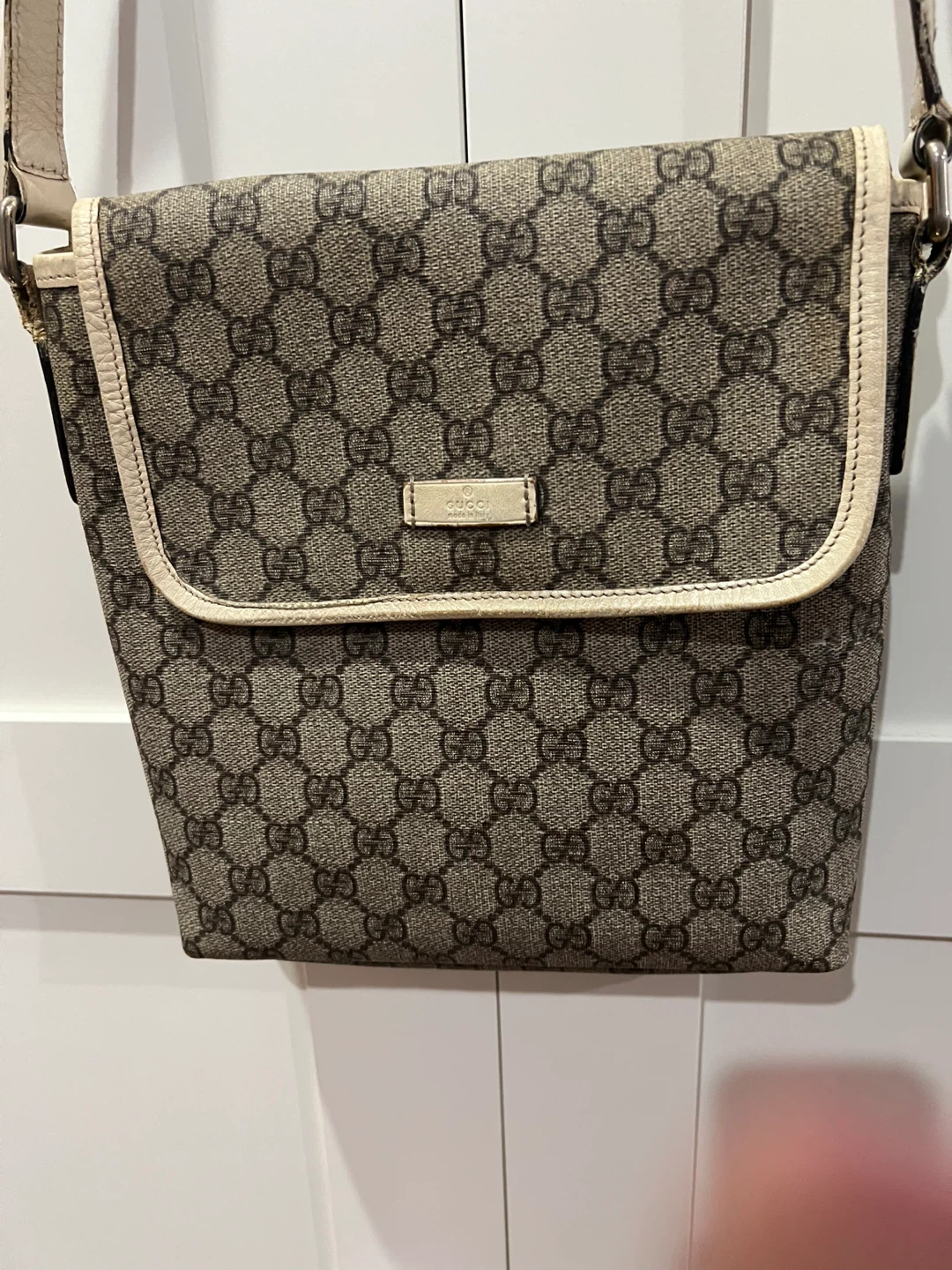 Gucci GG Supreme Canvas Messenger Bag - photo 2