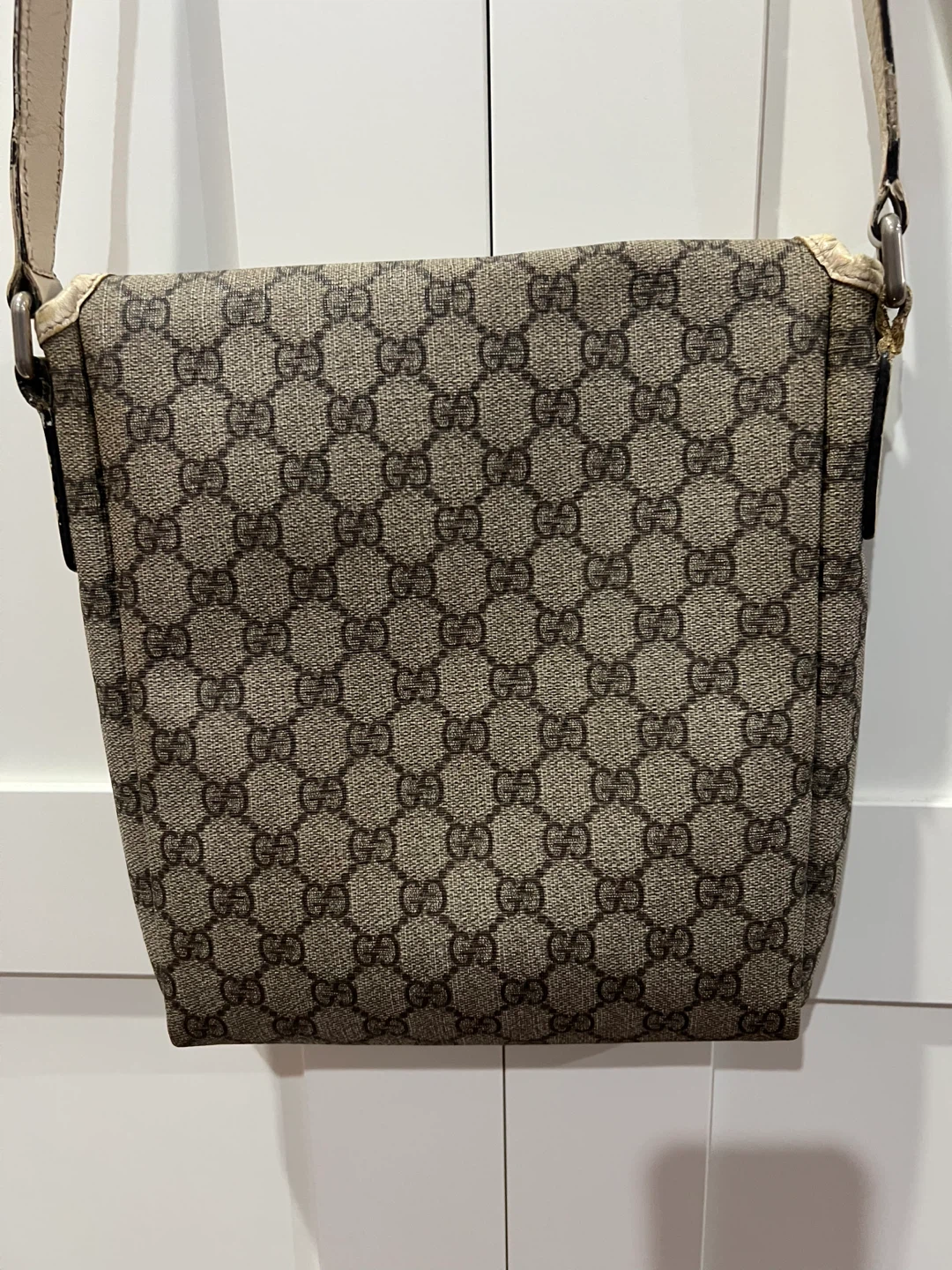 Gucci GG Supreme Canvas Messenger Bag - photo 3