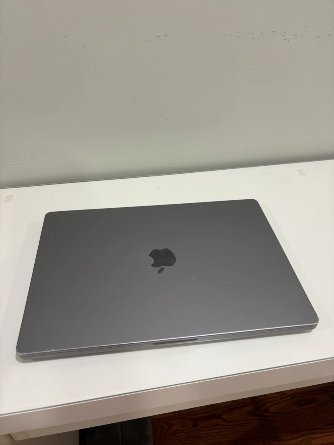 Apple MacBook Pro 16-inch Space Grey - photo 2