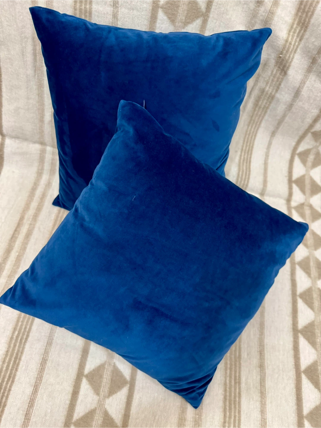 Set of Two Blue Velvet Throw Pillows
