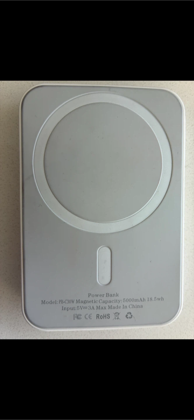 Aukey Magnetic Wireless Power Bank 5000mAh