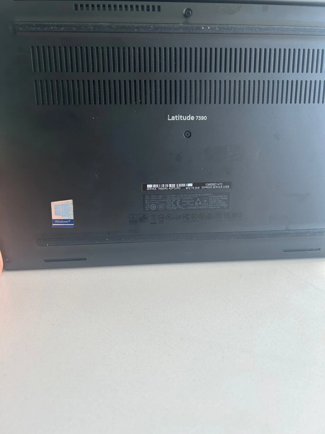 Dell Latitude 7390 Laptop - photo 2