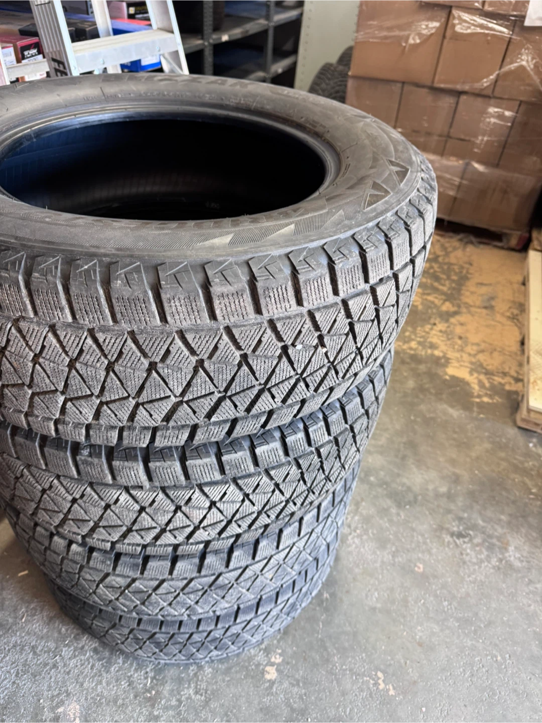 Bridgestone Blizzak winter 245/65/17