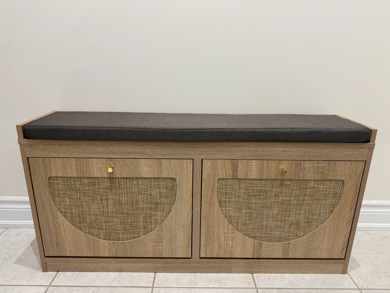 Modern Shoe Storage Bench with Grey Cushion