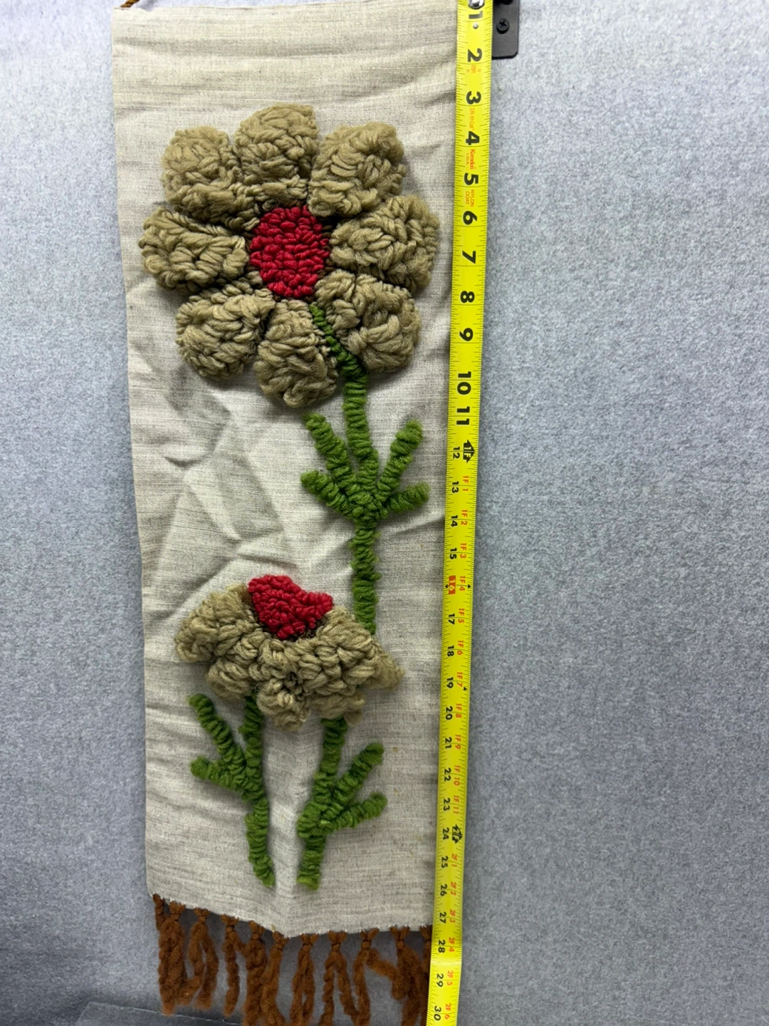 Handcrafted Floral Punch Needle Wall Hanging - photo 5