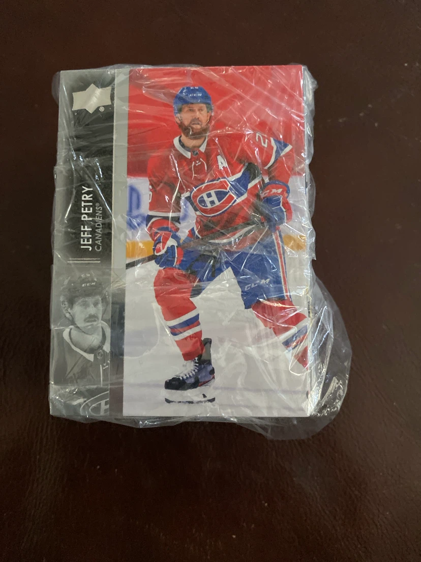 Random hockey cards
