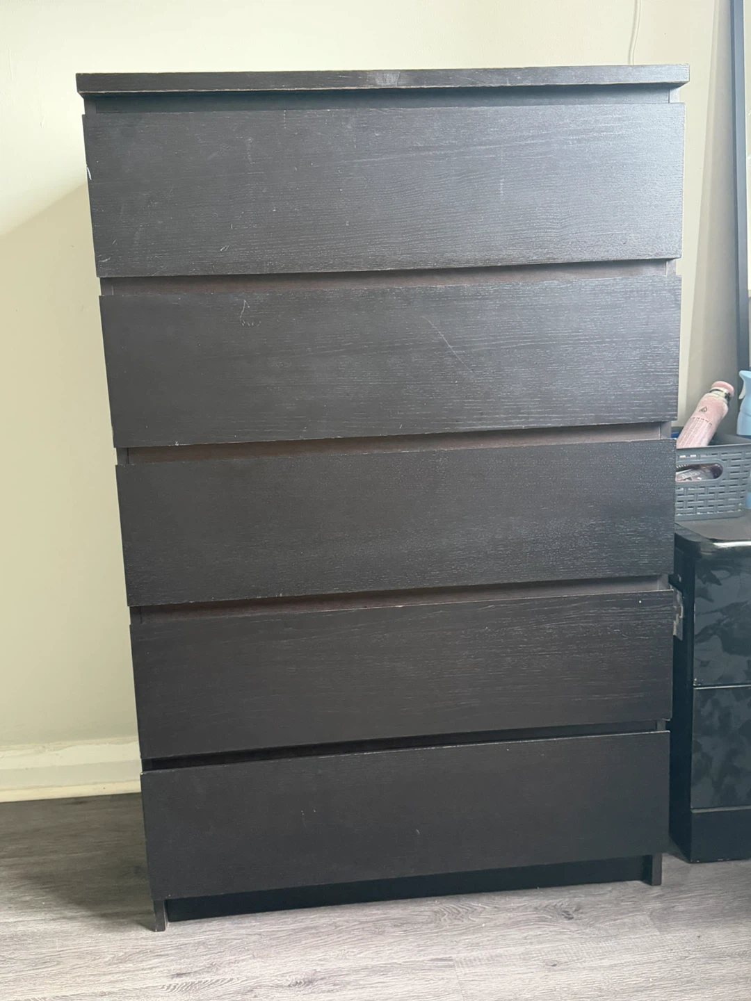 5-Drawer Tall Dresser in Dark Brown - photo 3