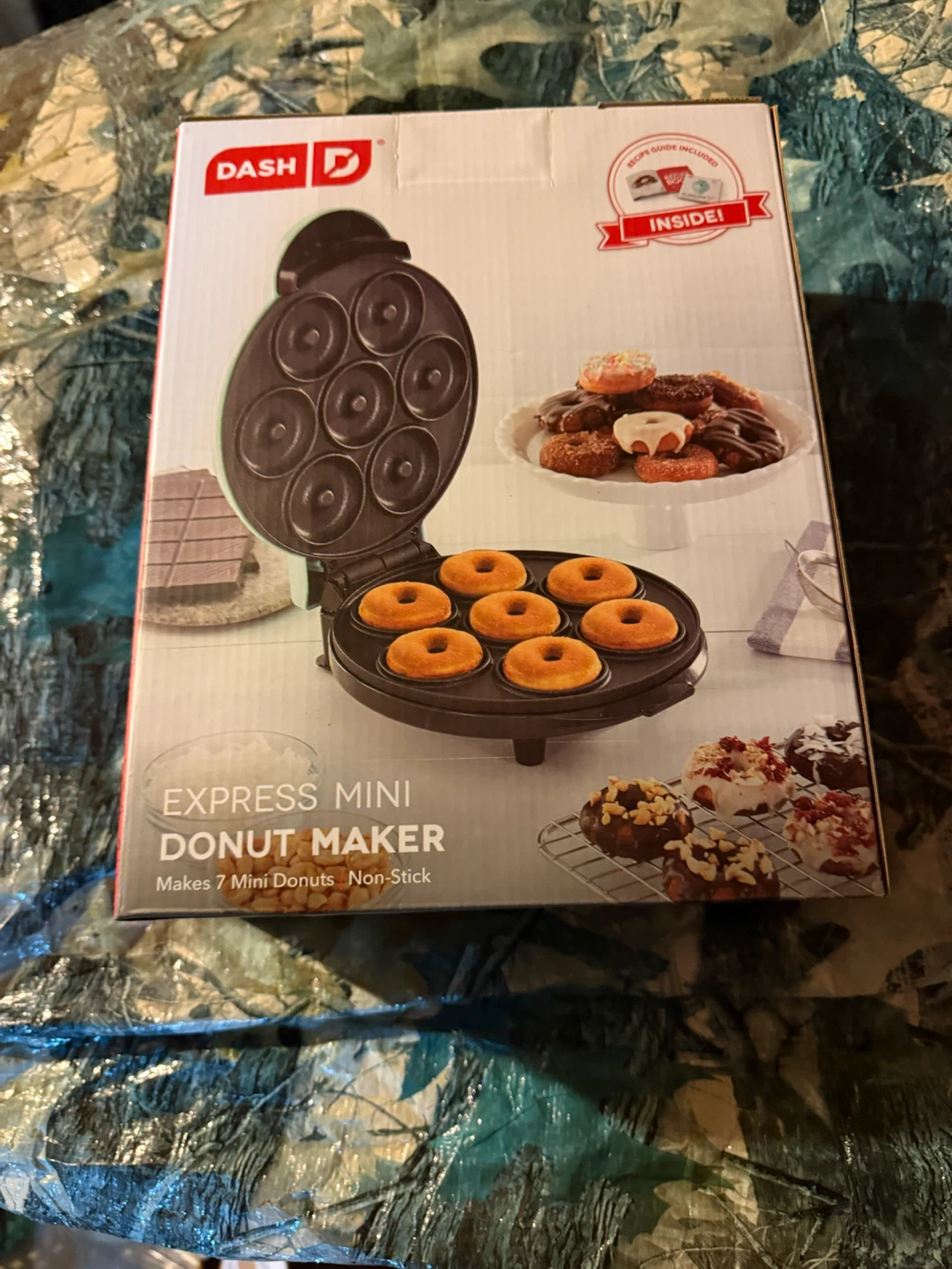 Dash Express Mini Donut Maker - photo 2