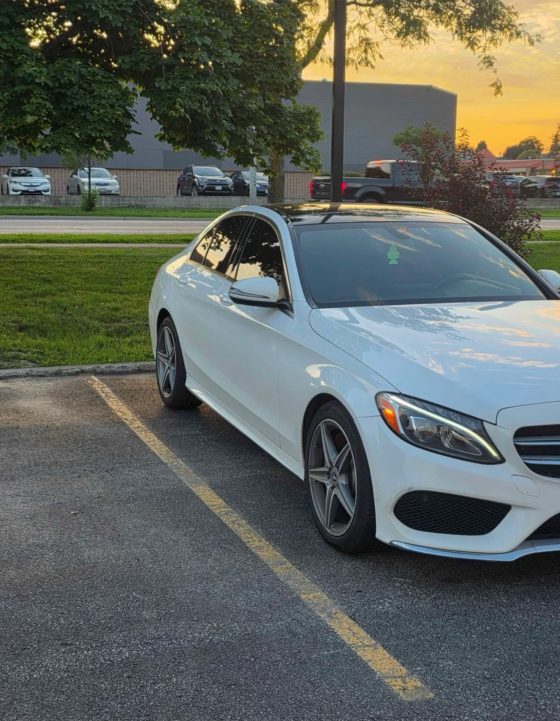 2017 Mercedes-Benz C300 4MATIC - photo 3