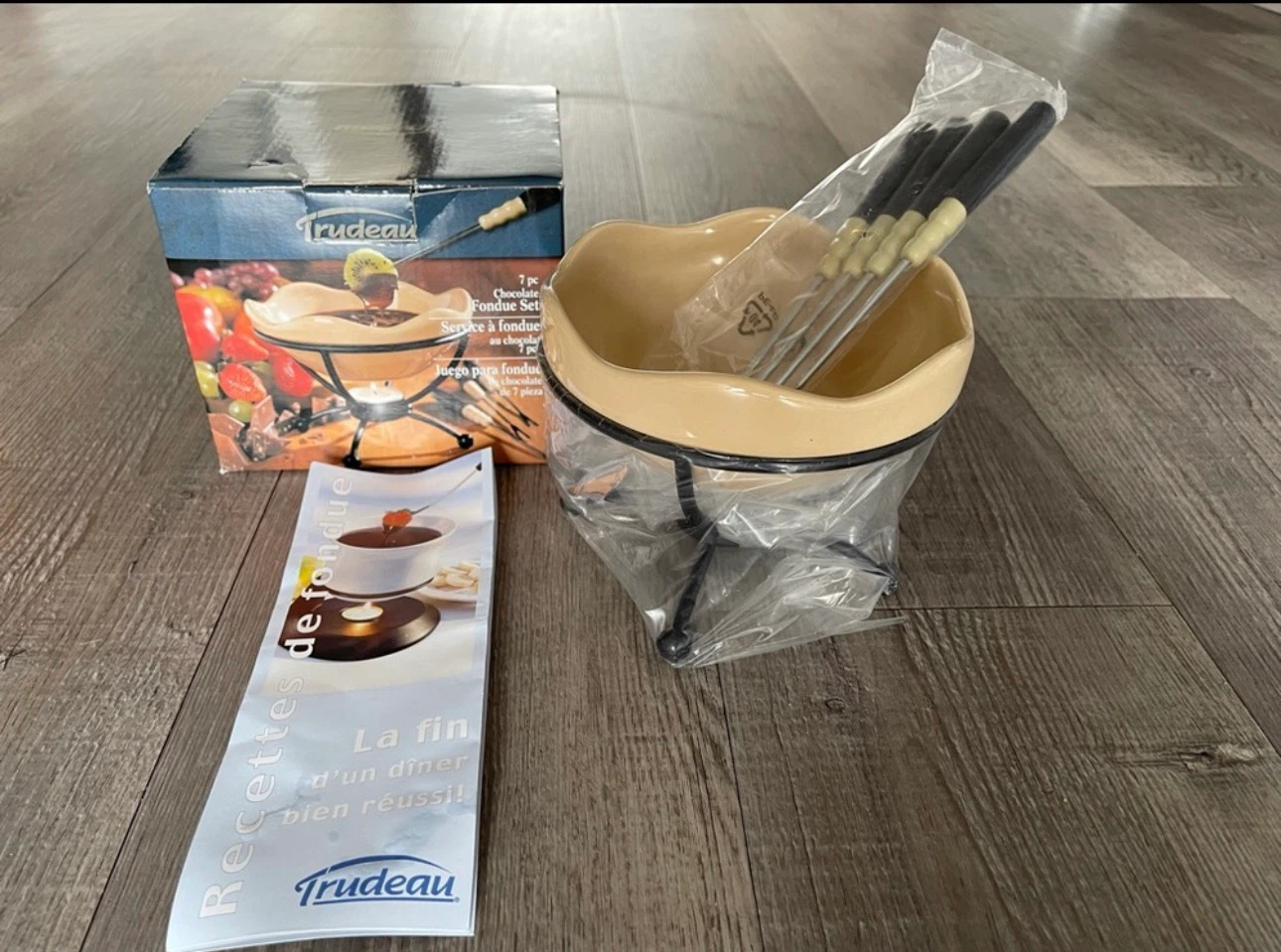 🥣 Trudeau 7-piece chocolate fondue Set_NWT🥣 - photo 2
