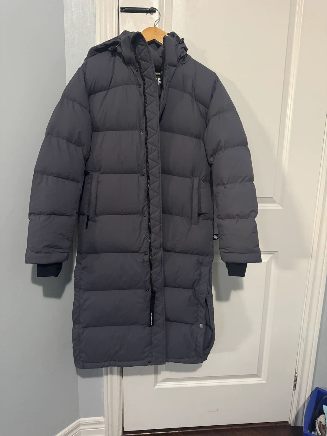 Aritzia The Super Puff Long Jacket