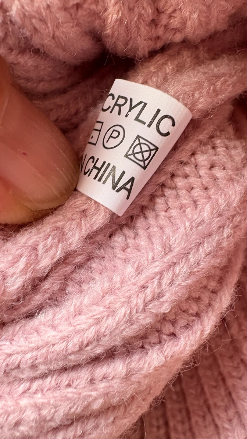 Two Pink Ribbed Beanies - photo 4