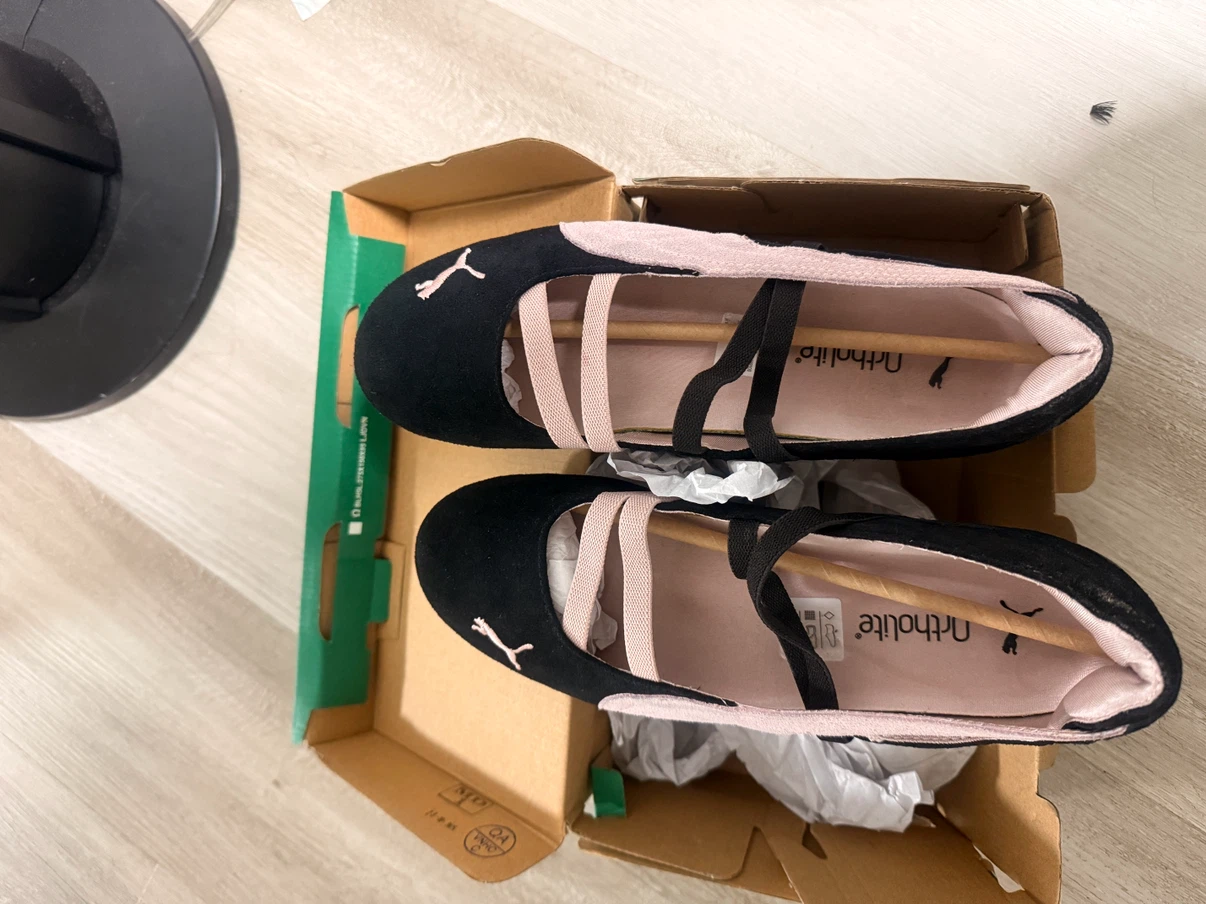 Puma Black and Pink Ballet Flats