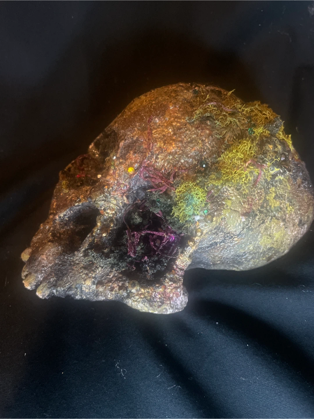 Decorative Moss and embellished Skull - photo 3