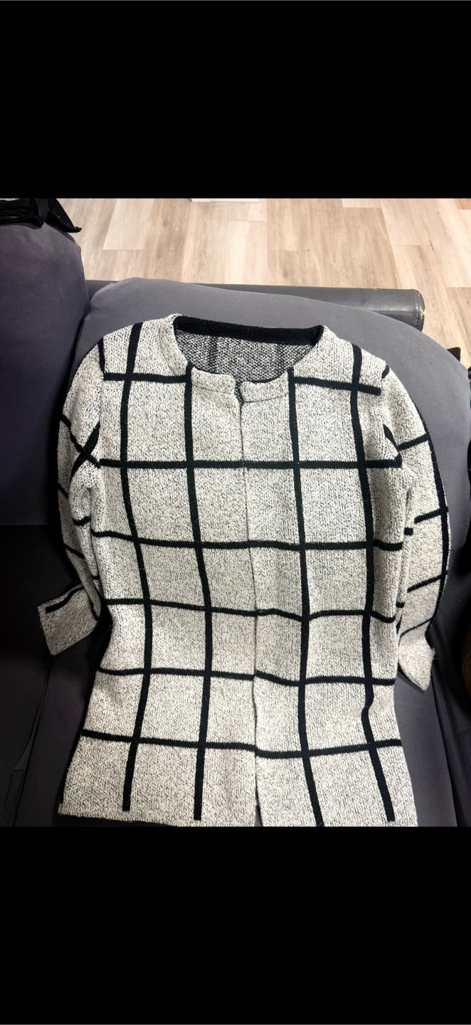 Black and white check knit cardigan - photo 2