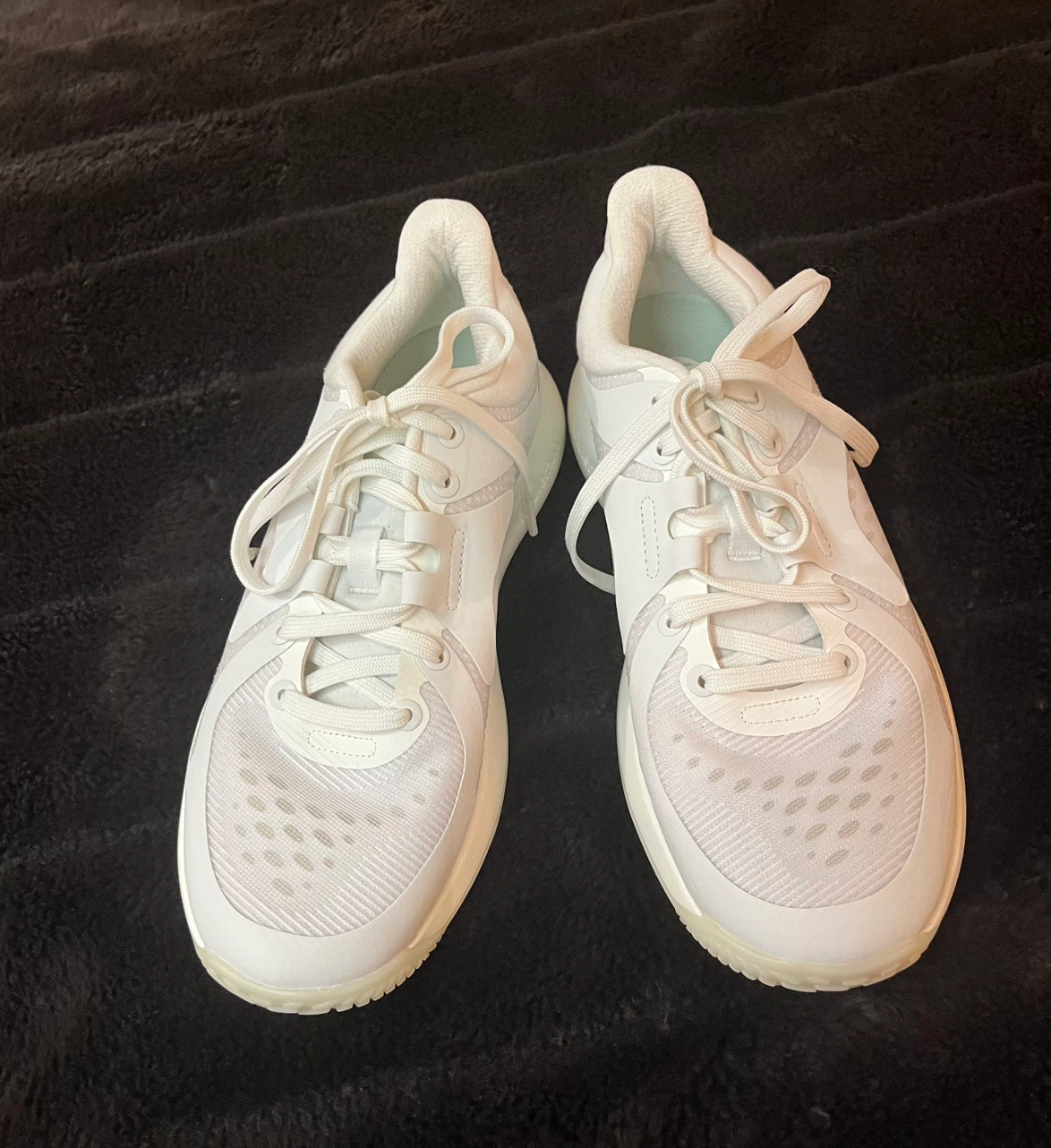 7 - White Womens Lululemon Strongfeel Athletic Shoes