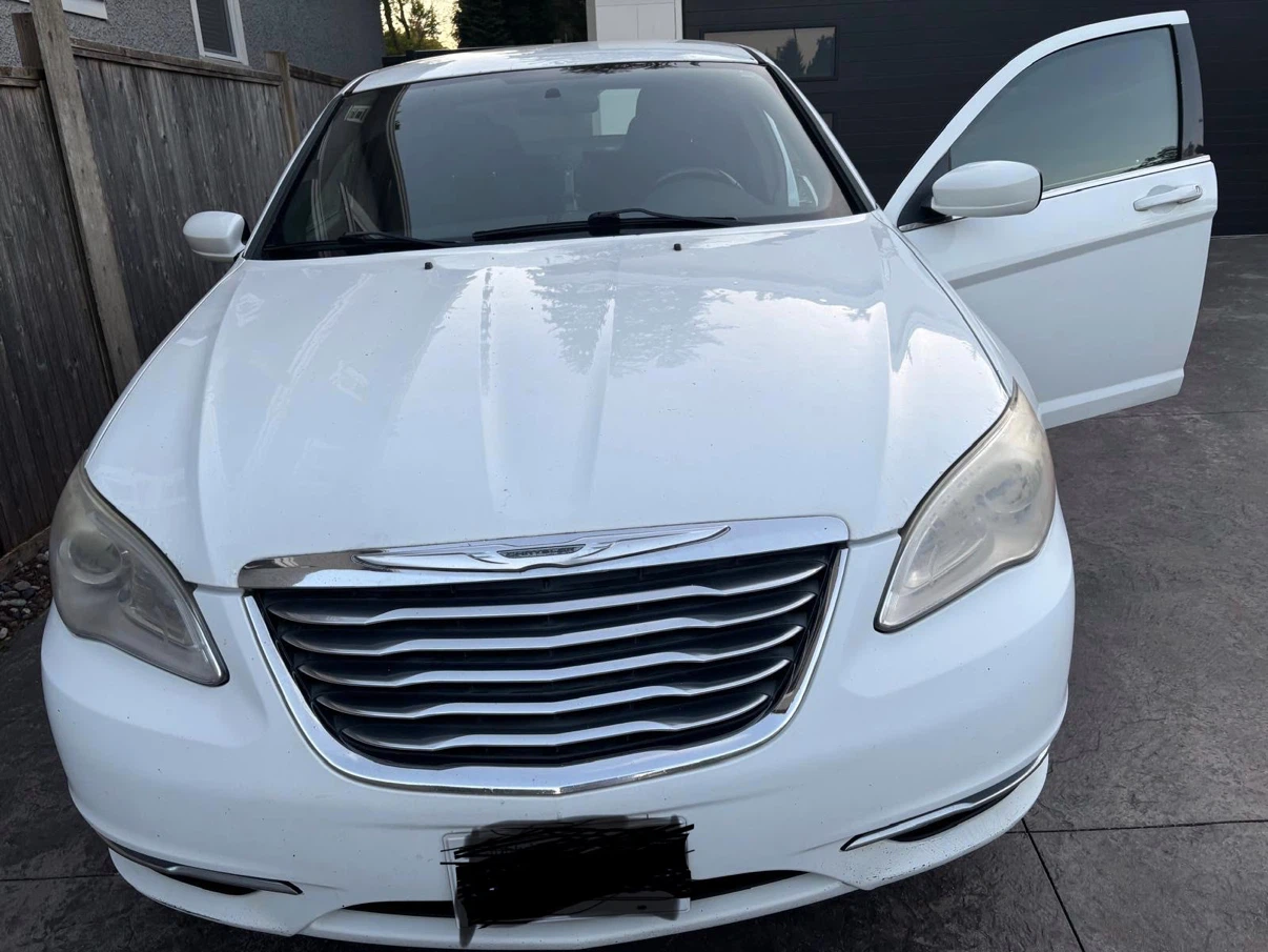 Chrysler 200 Sedan