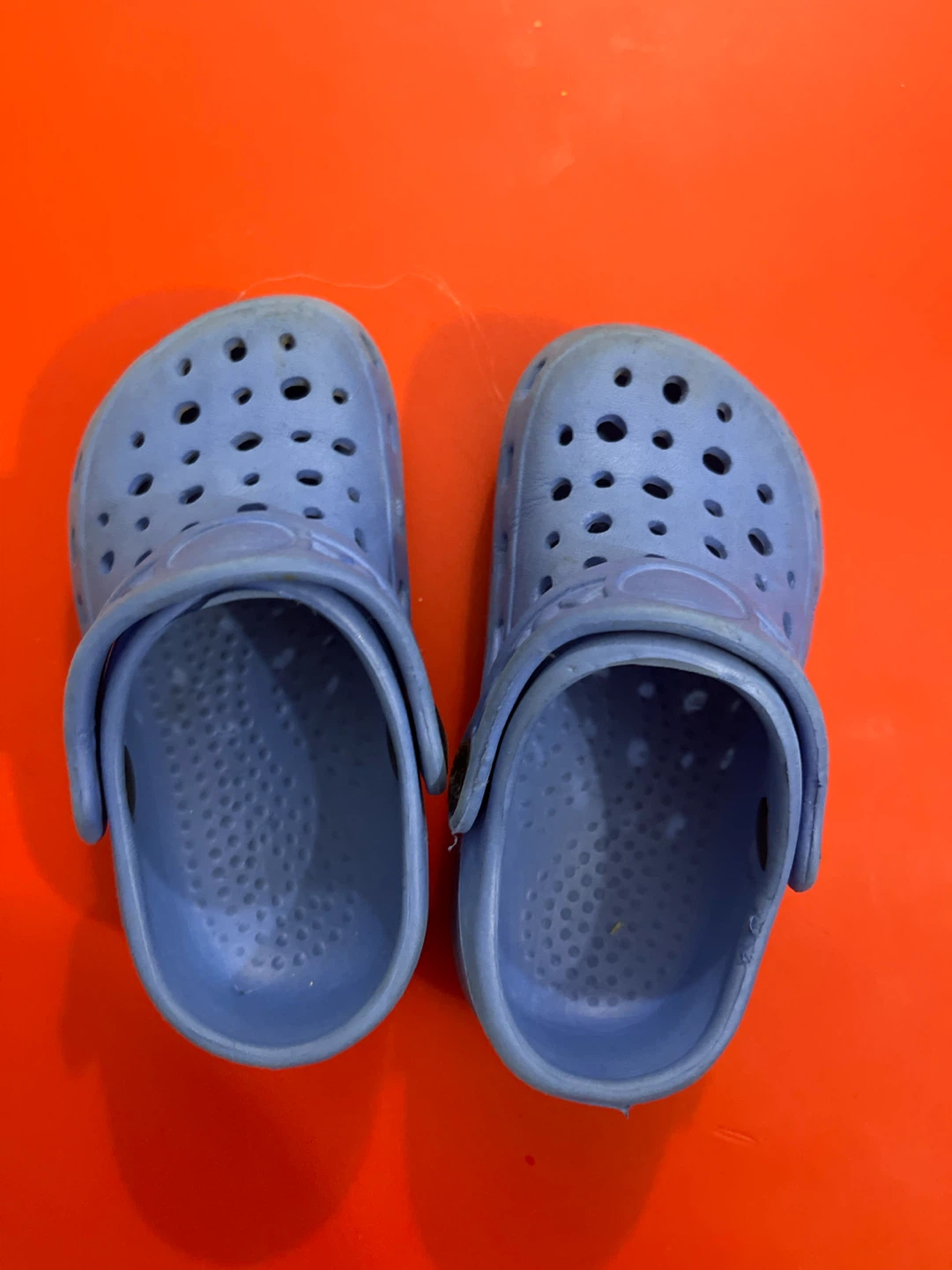 Light blue foam clogs size 6