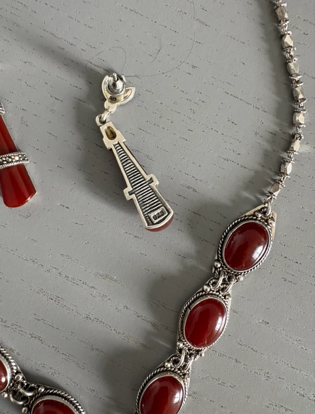 Red Stone Silver Necklace and Earrings - photo 2